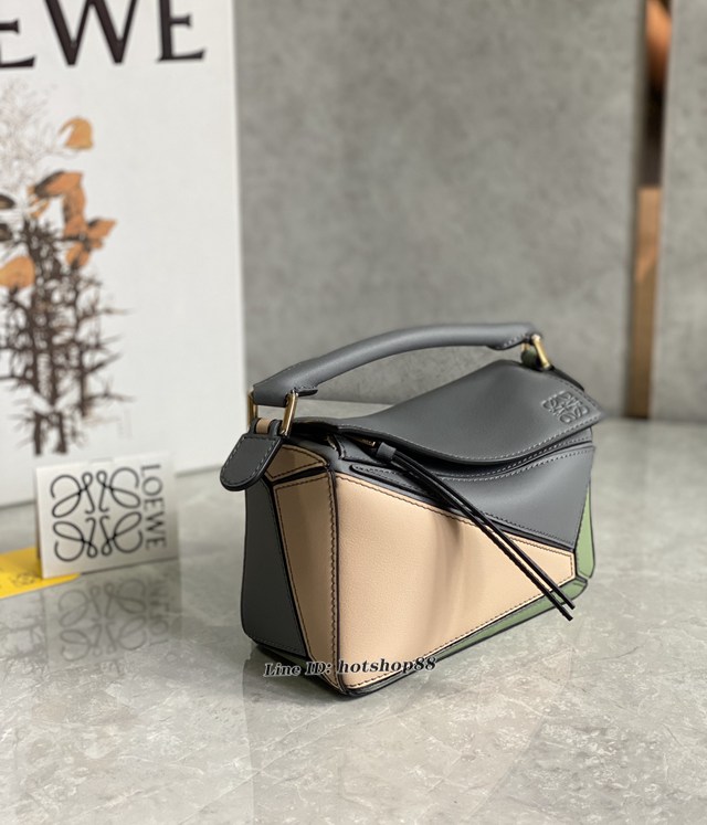 Loewe羅意威Puzzle女款系列拼色mini號手提肩背包 lyw1234